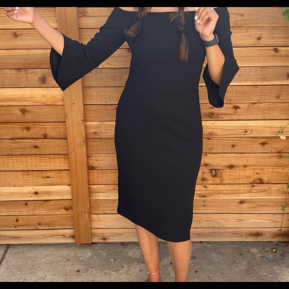 H&M Medium off the shoulders black dress